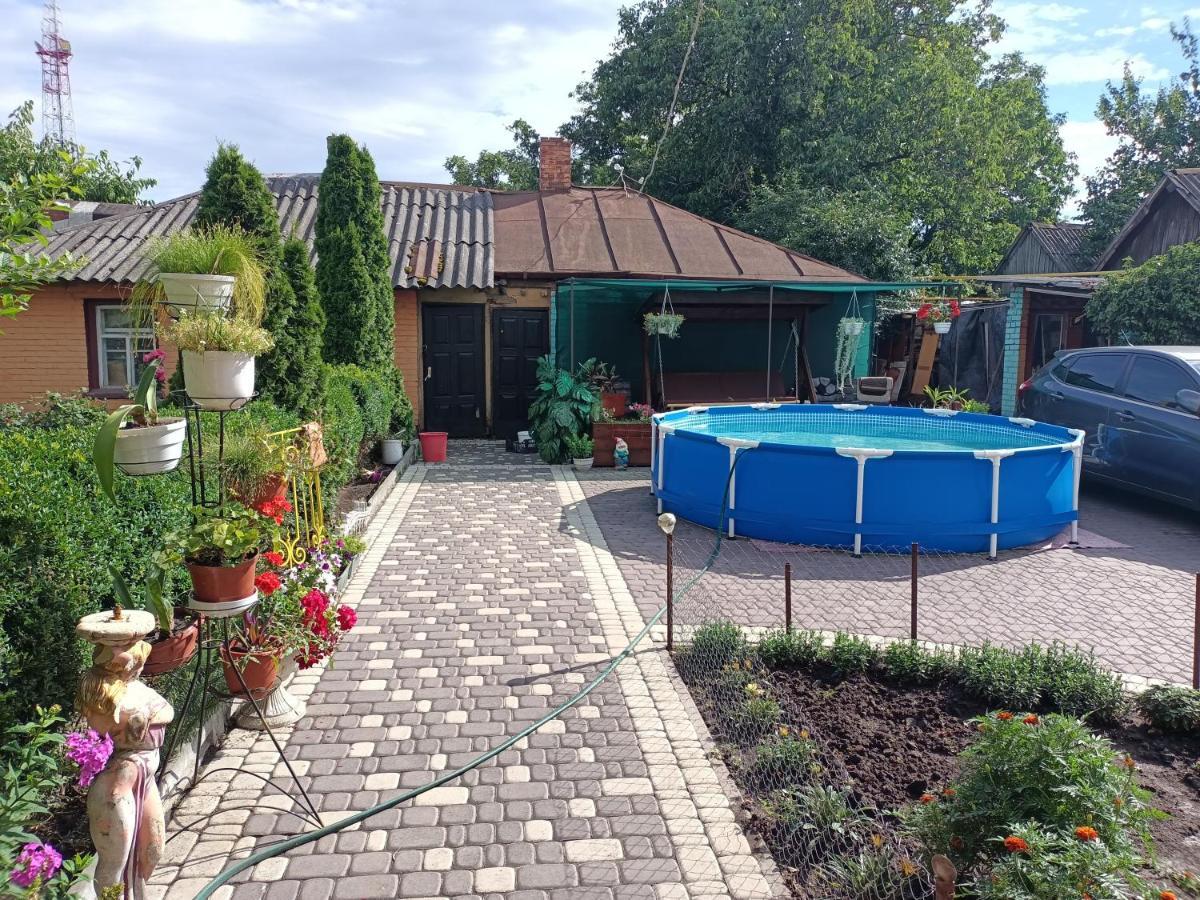 Яновского 1К Средняя Kropyvnyckyj Exteriér fotografie
